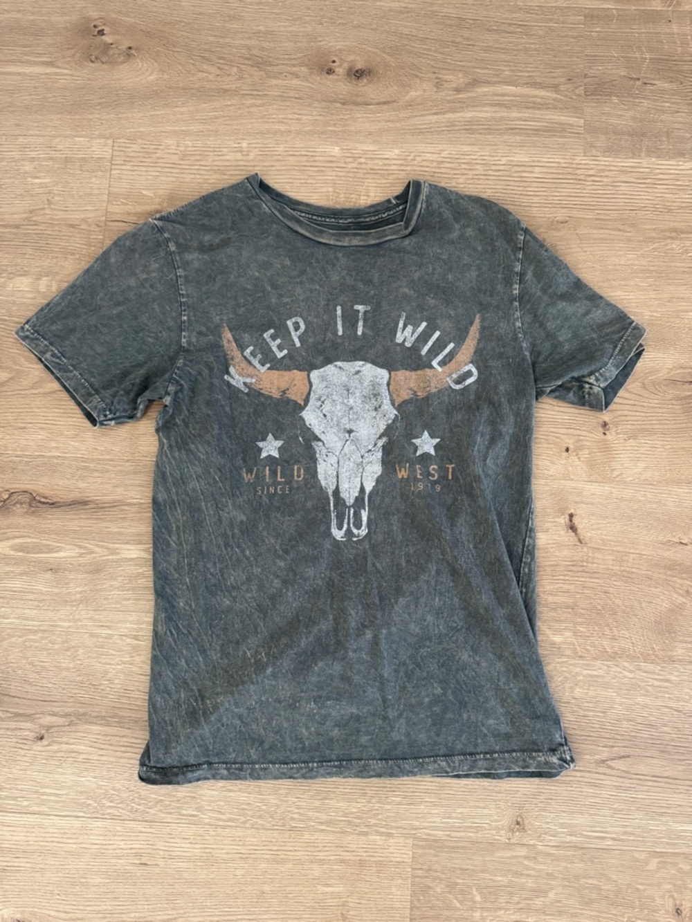 Keep It Wild Graphic Tee - Washed Black